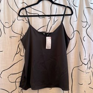 🆕BNWT Uniqlo Satin Tank